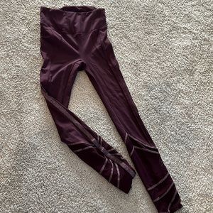 Free people movement purple leggings. EUC.